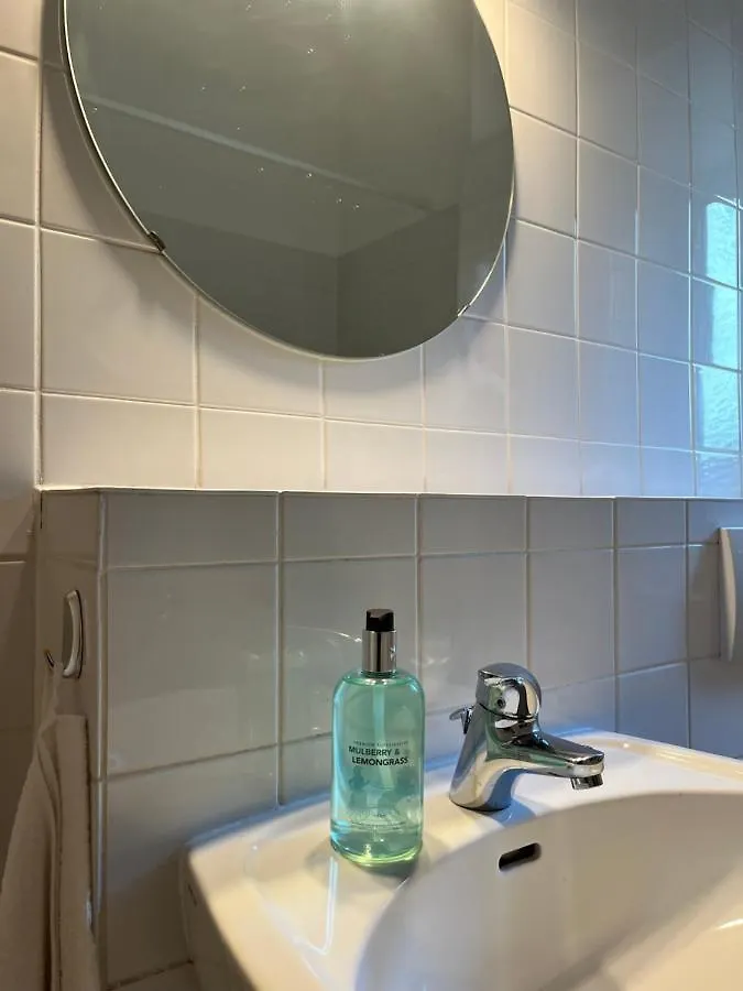 Wohnen Mit Kuenstlerflair In Muenchen Apartment 0*, Munich Germany