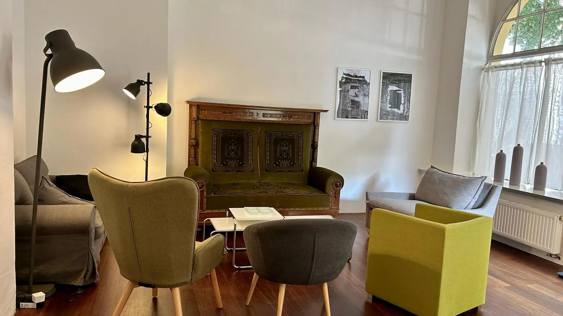 Wohnen Mit Kuenstlerflair In Muenchen Apartment Germany